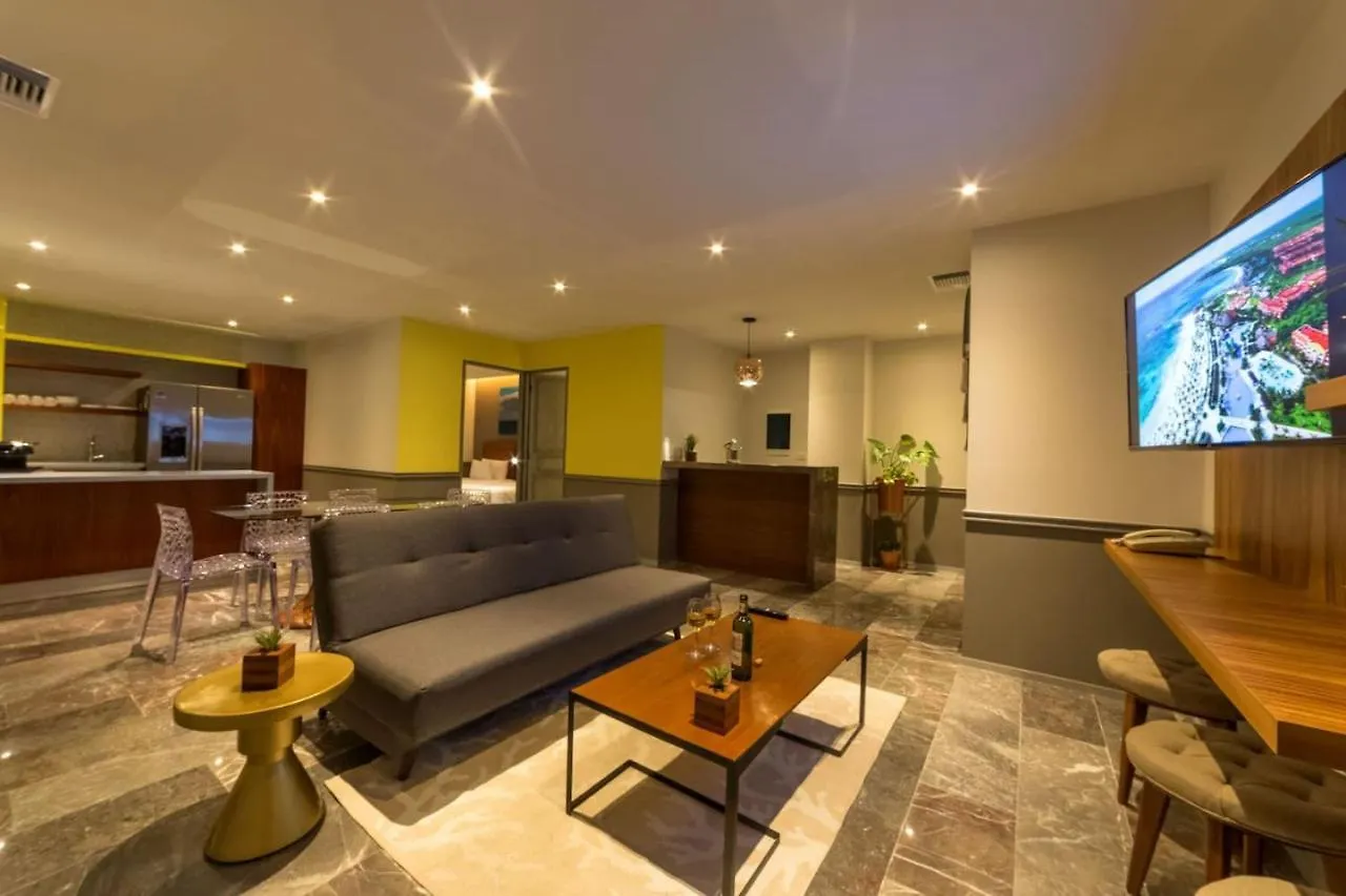 Apartment Excellent Location 1Br Home Downtown, 1Min Beach Playa del Carmen Mexico